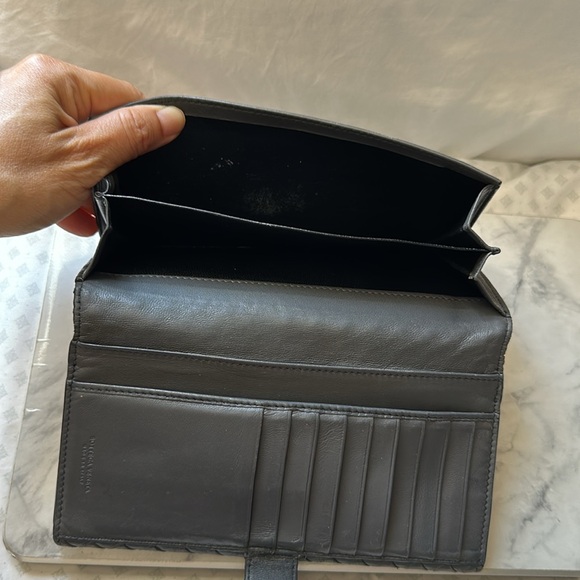 Bottega Veneta Woven Intrecciato Wallet - Picture 5 of 8